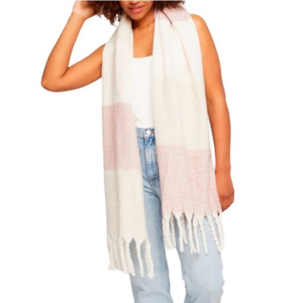 Gentle Fawn Huntington Scarf in Pastel Pink and Cream. New!